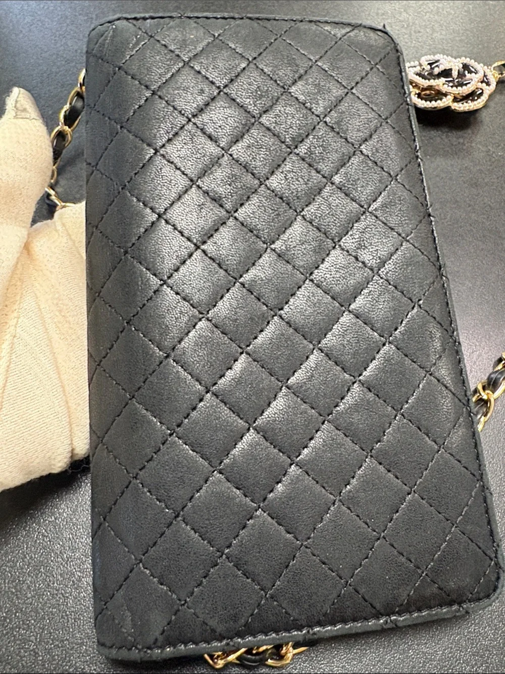 CHANEL Black Quilted Lambskin Long Wallet - Picture 9 of 16